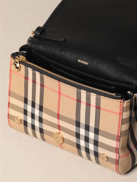 where are burberry bags manufactured.